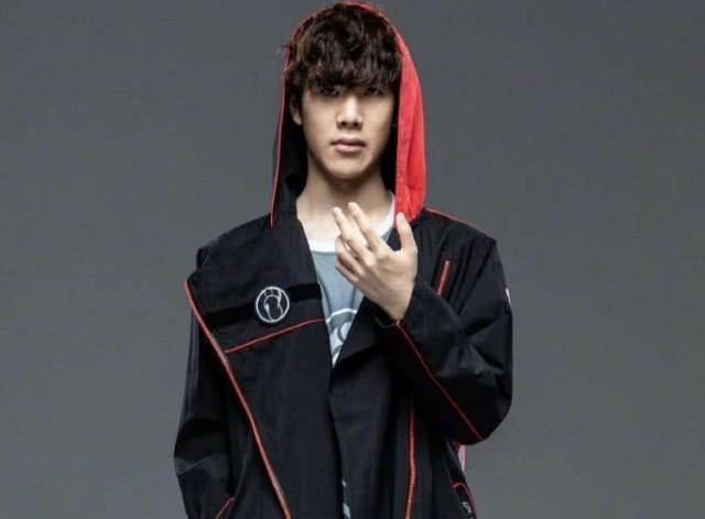 英雄联盟S12小组赛第六日总结：京东加赛翻盘拿下第一！