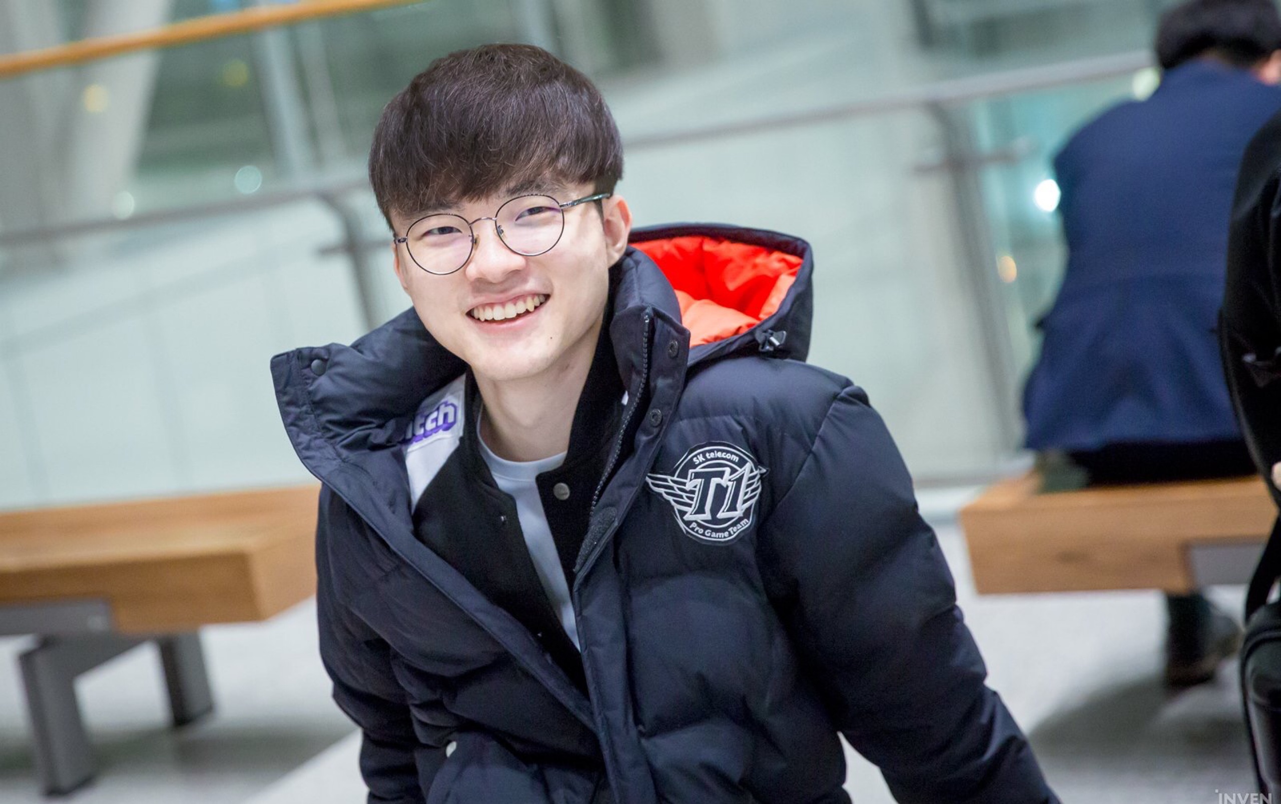 前FPX二队AD FPB.Jingyi（京一）自曝LDL假赛经历，发长文道歉