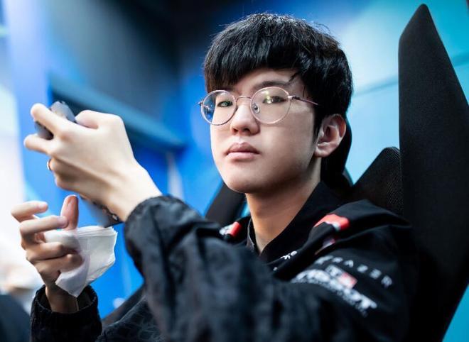 2025德杯小组赛赛程公布，第一天FPX第二天IG