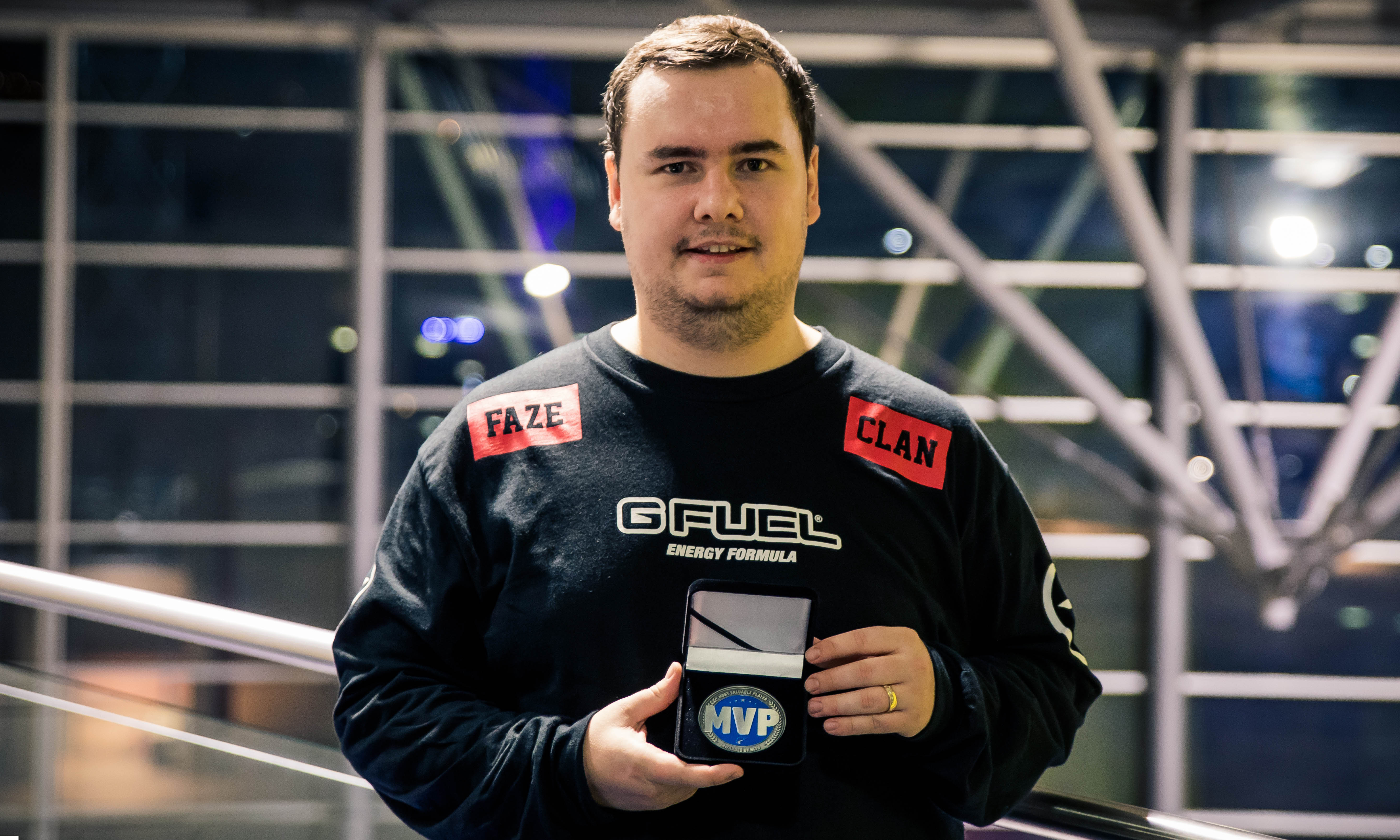 电竞比分网：“钞能力”制胜，沙特举办DOTA2比赛