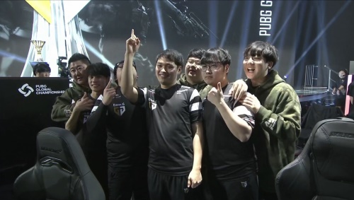 ECL S48 亚太区决赛：以逸待劳！ TyLoo 3-0 LVG夺得冠军